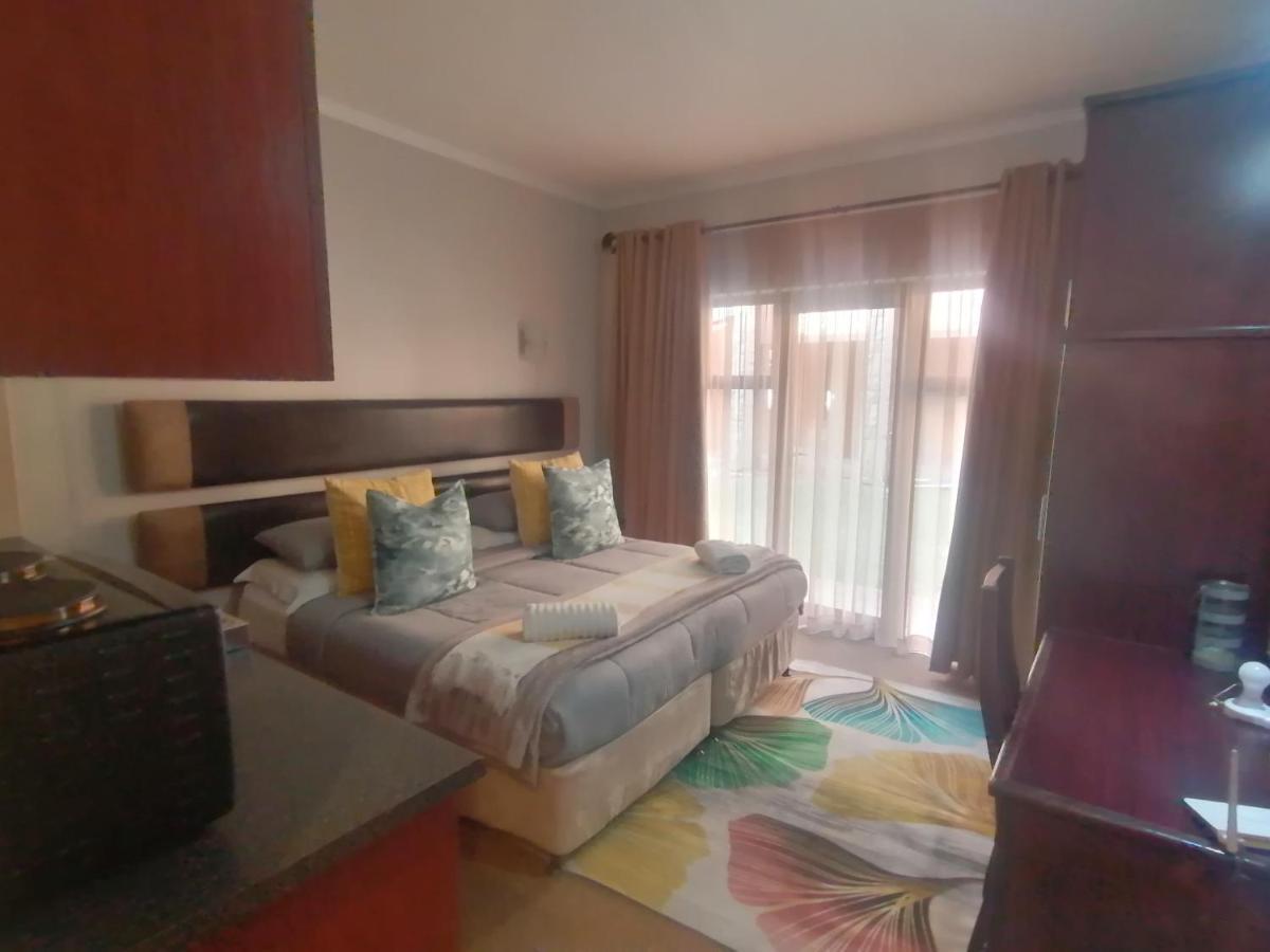 Reliwave Pty Ltd Apartment Bloemfontein Exterior photo