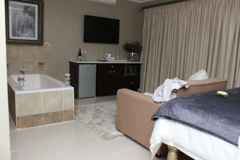 Reliwave Pty Ltd Apartment Bloemfontein Exterior photo